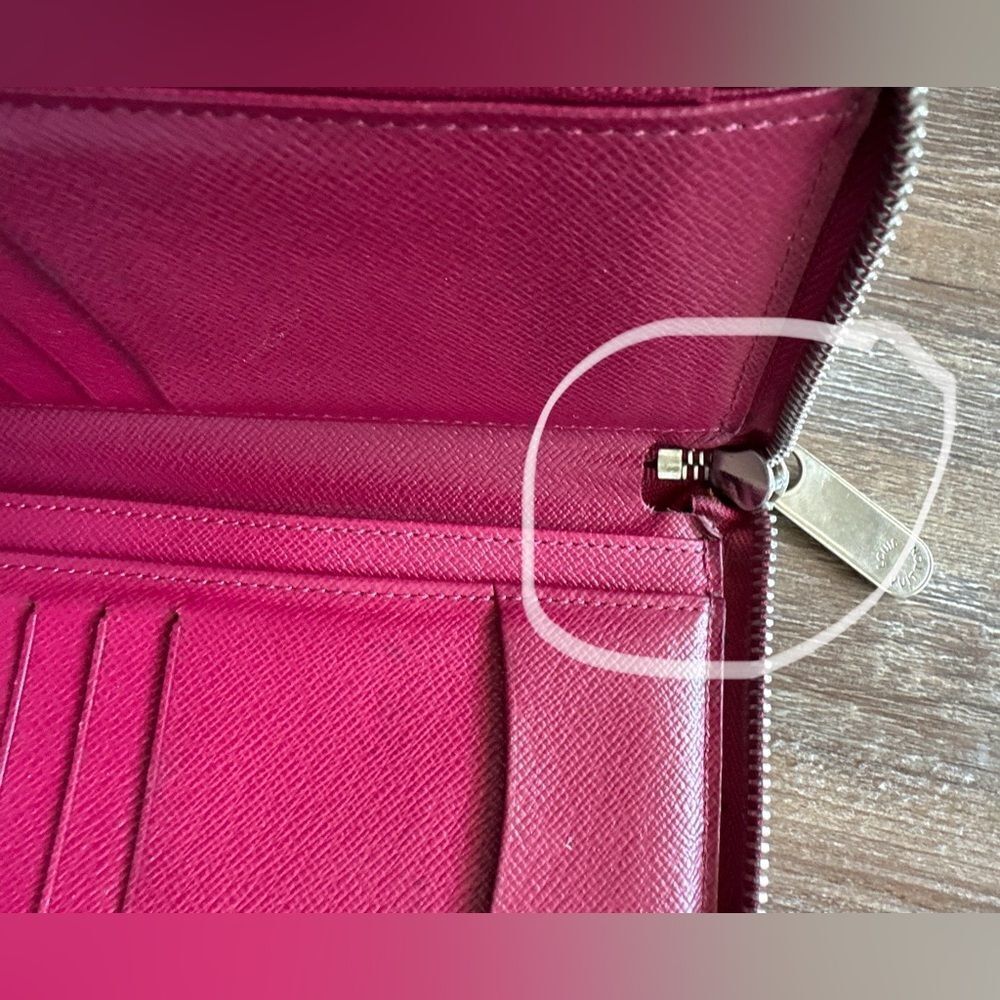 Louis Vuitton Epi leather wallet - Picture 12 of 14